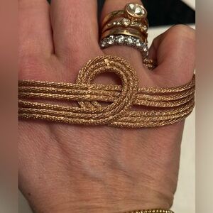 Bronze Gold Women's Strand Bracelet with a Loop Knot NWT Sparkly Chic 💫